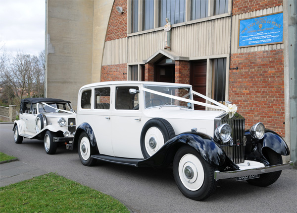 Vintage Rolls-Royce Limousine avaiable for weddings in North East including Newcastle, Sunderland and Durham