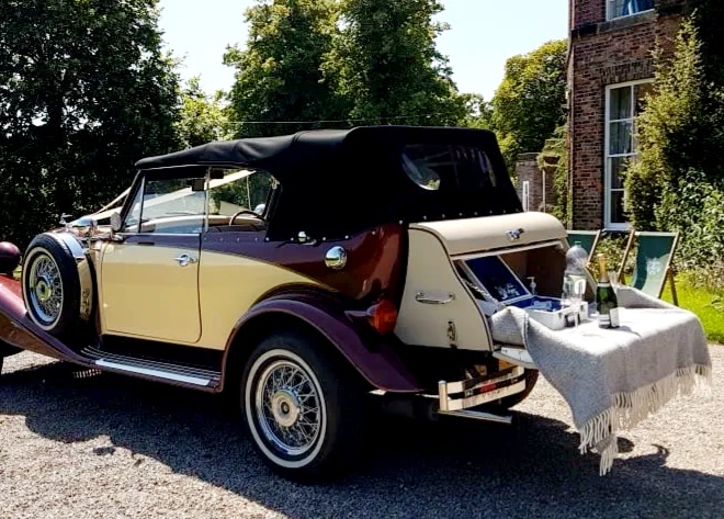 Picnic table on 1930 Gatsby Tourer